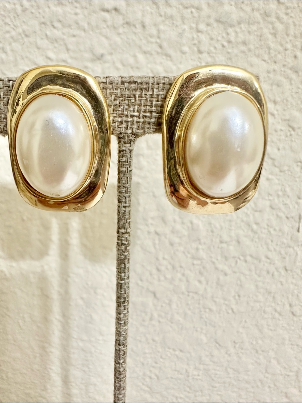 Vintage Gold Plated Pearl-Accent Clip Earrings